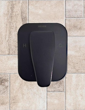 Monomando para baño Helvex